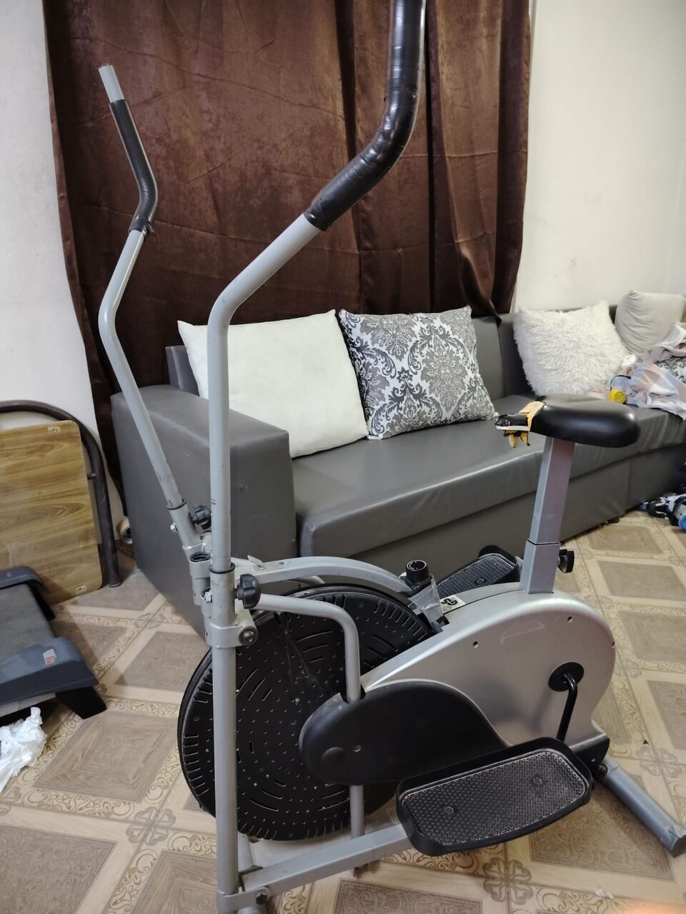 Hara, Sporting Goods, SAR 80,  SIX PAX CARE MACHINE And GYM CYCLE