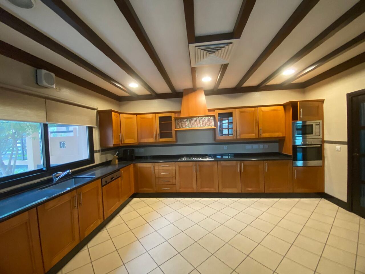 Budaiya, Villas, BHD 1600,  Furnished,  350 Sq. Meter,  Budaiya : Furnished Villa With Private Pool