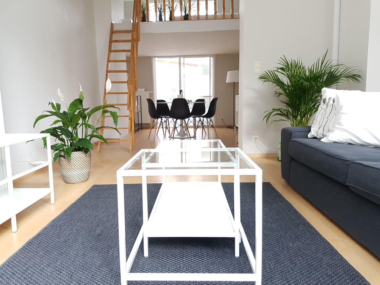 Brussels, Apartments, Flats, Houses & Villas, EUR 1500/month,  2 BR,  80 Sq. Meter,  Quiet And Cozy Apartment