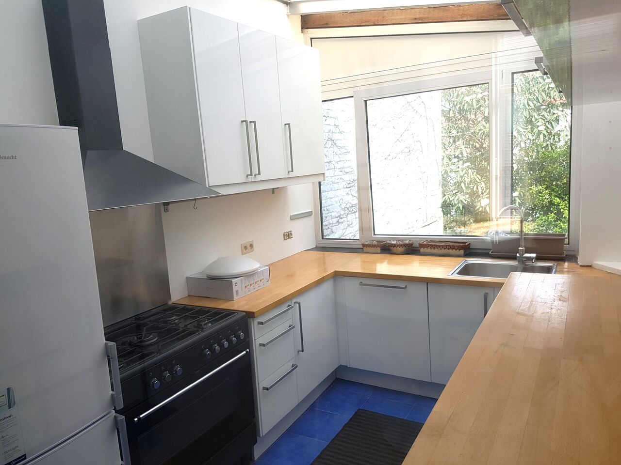 Brussels, Apartments, Flats, Houses & Villas, EUR 1500/month,  2 BR,  80 Sq. Meter,  Quiet And Cozy Apartment