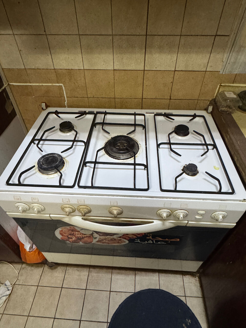Al Wizarat, Household Items, SAR 450,  A Very Well Maintained Italian 5 Burner Gas Oven Is Ailable