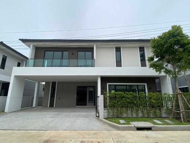 Bangkok, Villas, THB 75000,  70 Sq. Feet,  Large Detached House For Rent, Centro Ratchaphruek-Suan Phak, Near Central Westville,