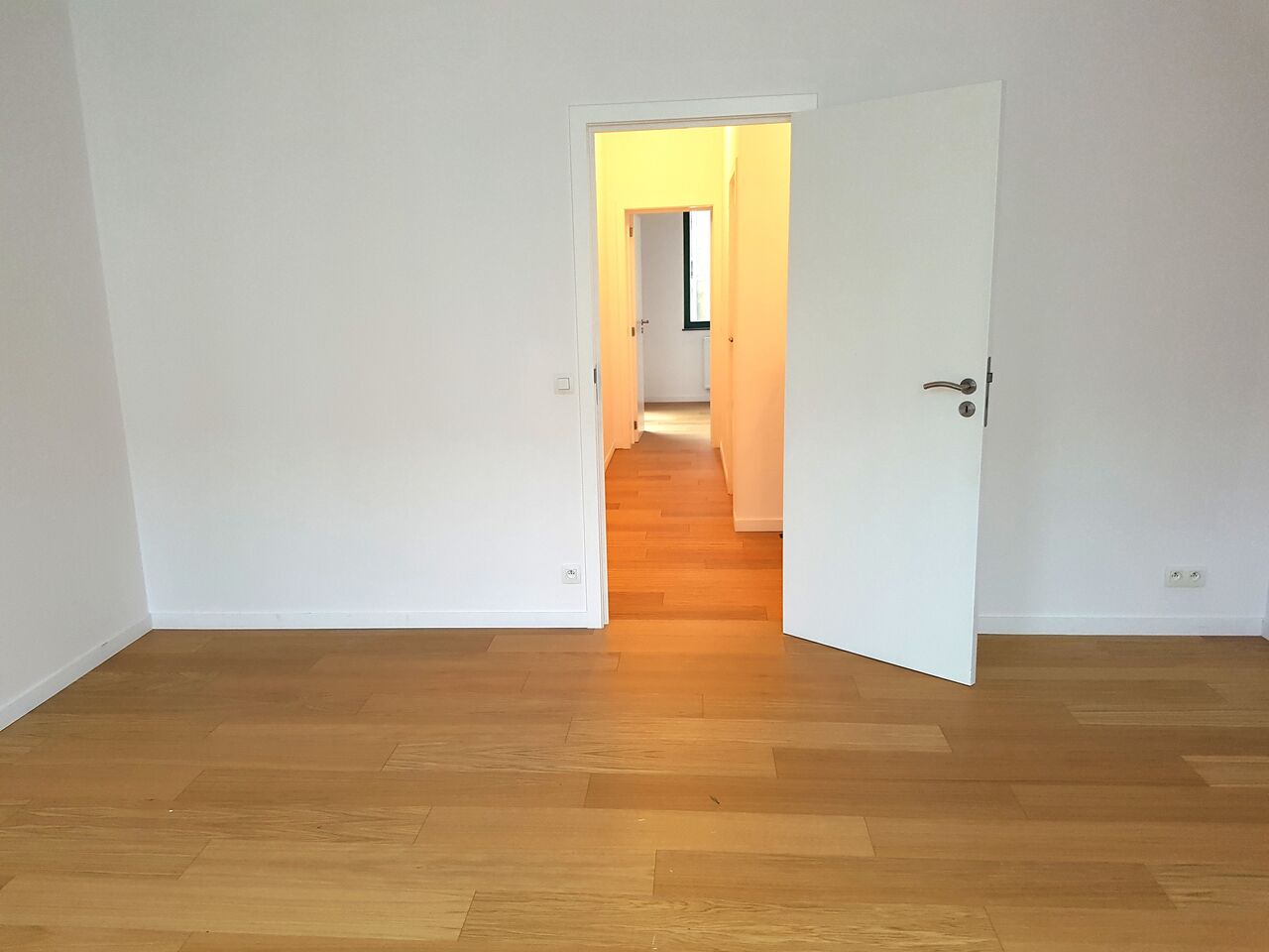 Brussels, Apartments, Flats, Houses & Villas, EUR 1550/month,  3 BR,  140 Sq. Meter,  Nestled In The Heart Of Saint-Gilles