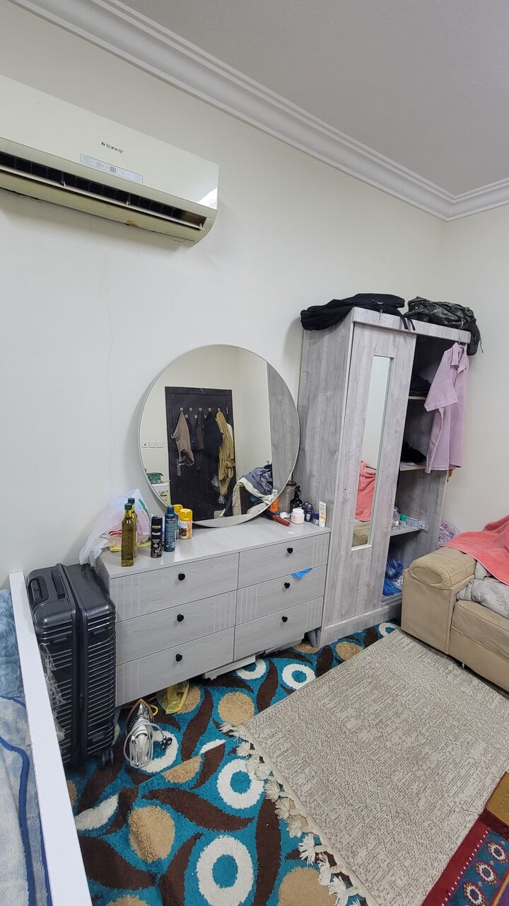 Riyadh, Air Conditioners, SAR 1600,  Furniture And AC