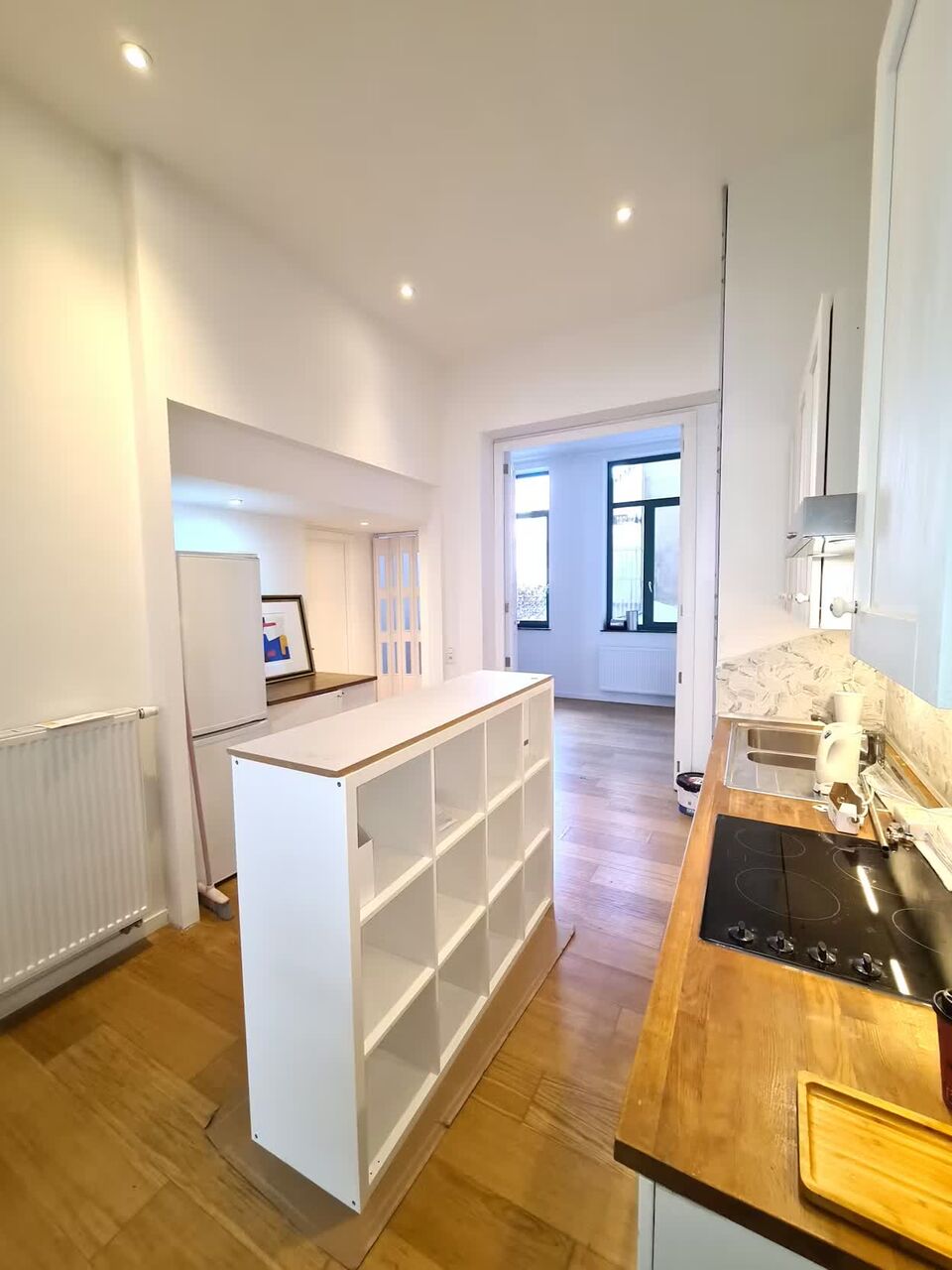 Brussels, Apartments, Flats, Houses & Villas, EUR 1200/month,  1050 Sq. Meter,  Cozy 1master-bedroom At Saint-gilles