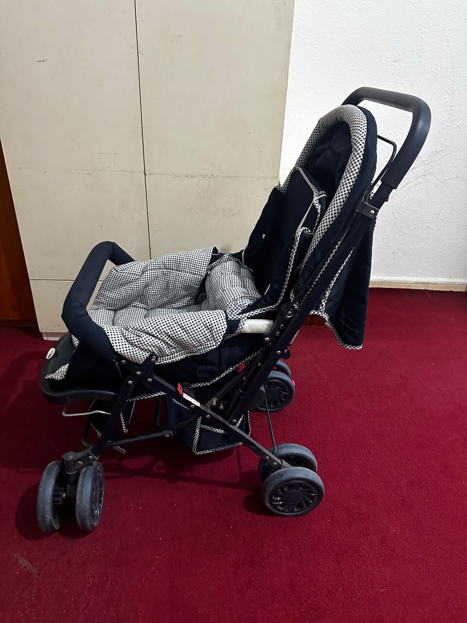Al Aziziyah, Baby & Kid Stuff, SAR 150,  SAR 150, Baby Stroller In Good Condition
