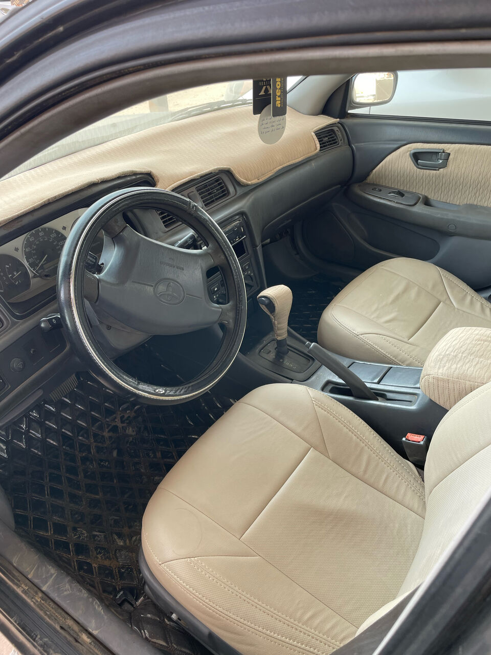 Jeddah, Vehicles, Cars & Trucks , SAR 11500,  Toyota Camry,  1998,  Automatic,  420000 KM,  Neat & Clean