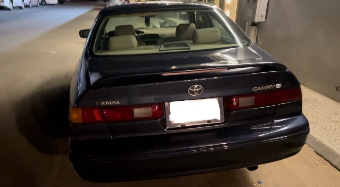 Jeddah, Vehicles, Cars & Trucks , SAR 11500,  Toyota Camry,  1998,  Automatic,  420000 KM,  Neat & Clean