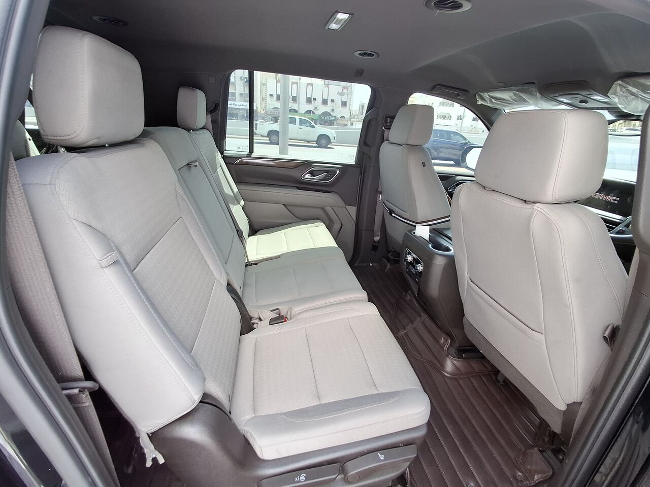 Riyadh, Passenger Transport, GMC 2024 Available For Transport Services