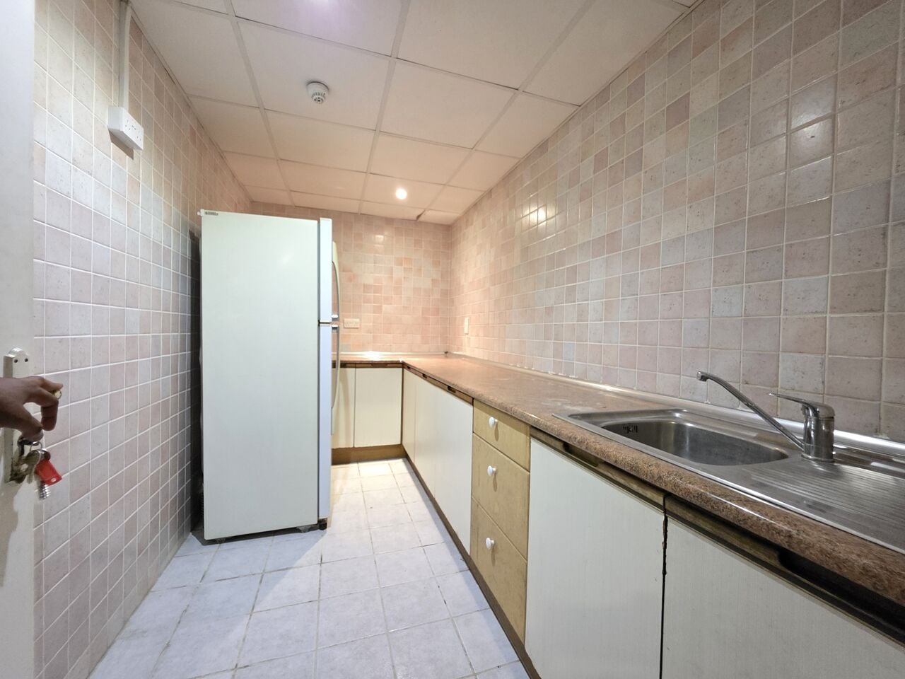 Hoora, Apartments, Flats, Houses & Villas, BHD 210/month,  Furnished,  Studio,  Spacious Fully Furnished Studio Apartment For Rent With Ewa.