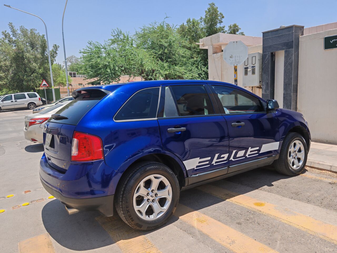 Riyadh, Vehicles, Cars & Trucks , SAR 25500,  Ford Edge,  2013,  Automatic,  200300 KM,  Well Maintained By An Expat