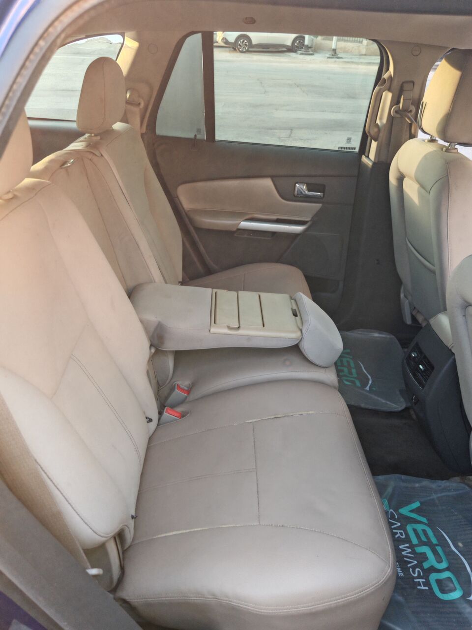 Riyadh, Vehicles, Cars & Trucks , SAR 25500,  Ford Edge,  2013,  Automatic,  200300 KM,  Well Maintained By An Expat