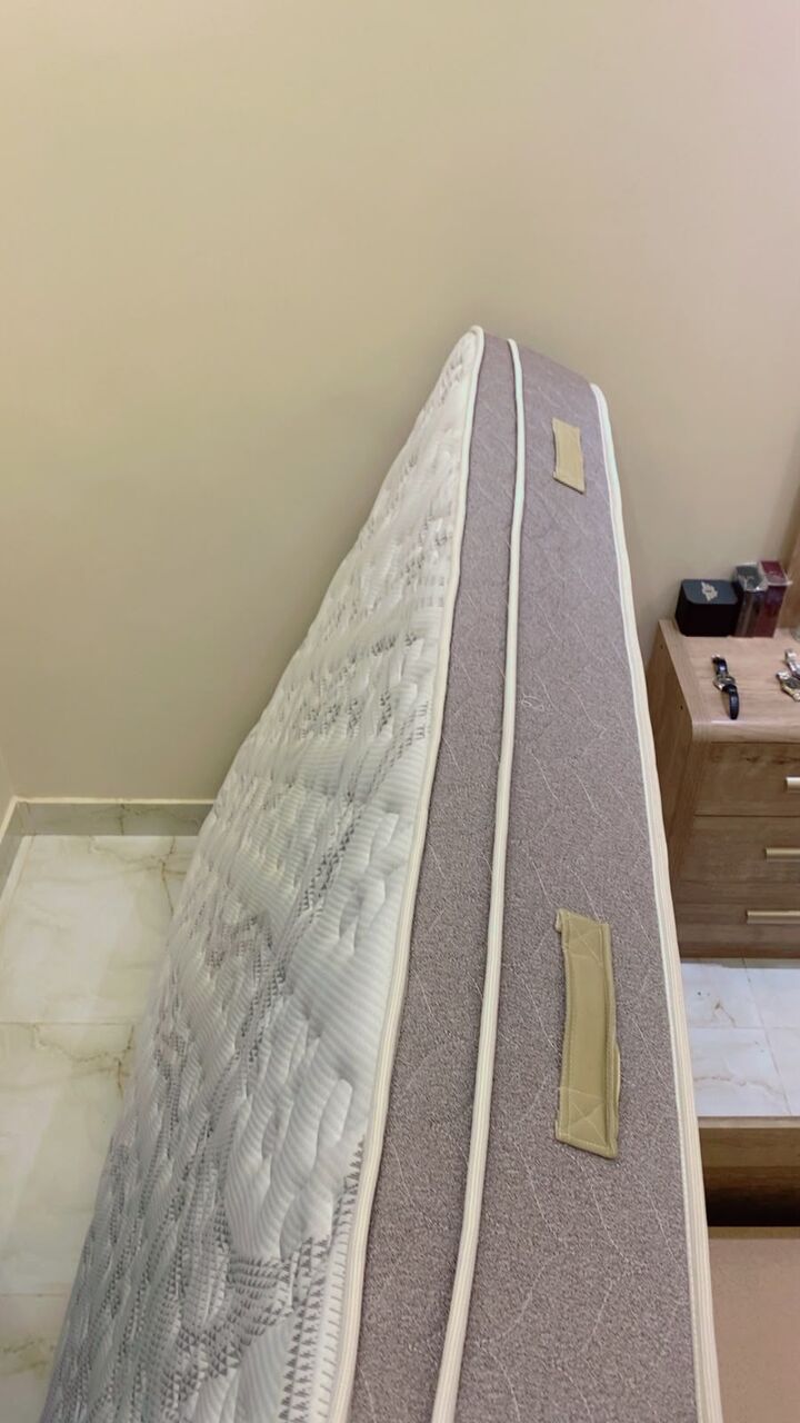 Riyadh, Furniture, SAR 800,  SleepLuxe IBliss Natural Latex Medium Firm Knitted Breathable Pocket Spring Mattress - 150