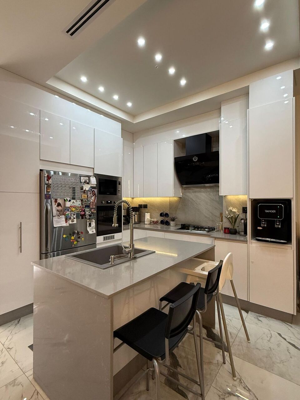 Abdoun, Apartments, Flats, Houses & Villas, JOD 14/year,  Furnished,  2 BR,  100 Sq. Meter,  Fully Furnished  Apartment For Rent In Abdoun