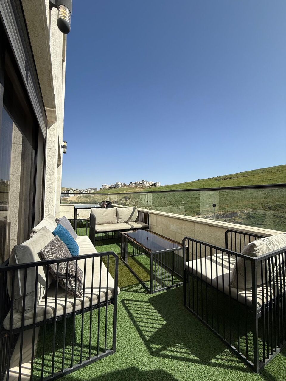 Abdoun, Apartments, Flats, Houses & Villas, JOD 14/year,  Furnished,  2 BR,  100 Sq. Meter,  Fully Furnished  Apartment For Rent In Abdoun