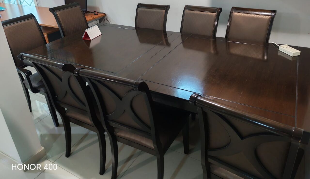 Al Malaz, Furniture, SAR 1500,  Furniture - 8-seater Dining Table For Sale &ndash; Good Condition &ndash; Sar 1,500
