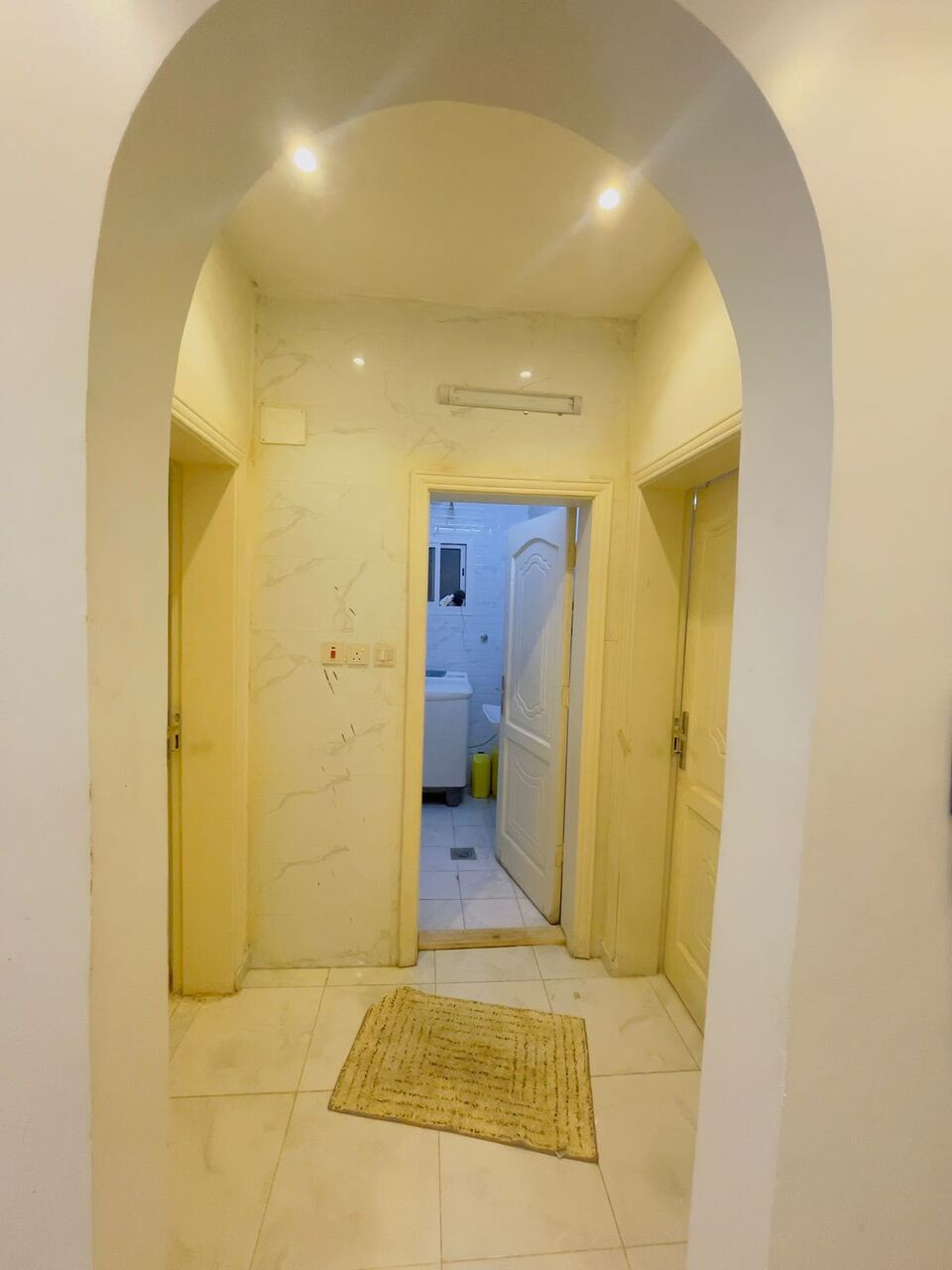 Makkah, Apartments, Flats, Houses & Villas, SAR 400/month,  Furnished,  1 BR,  Room Available