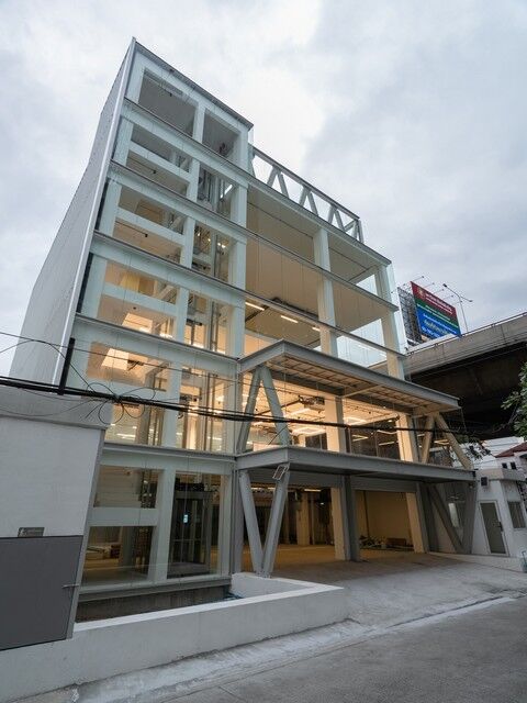 Bangkok, Villas, THB 450000,  99 Sq. Feet,  Newly Built Building For Rent, 6 Floors Including Rooftop, Size 1500 Sq M, Rama 9 Road,
