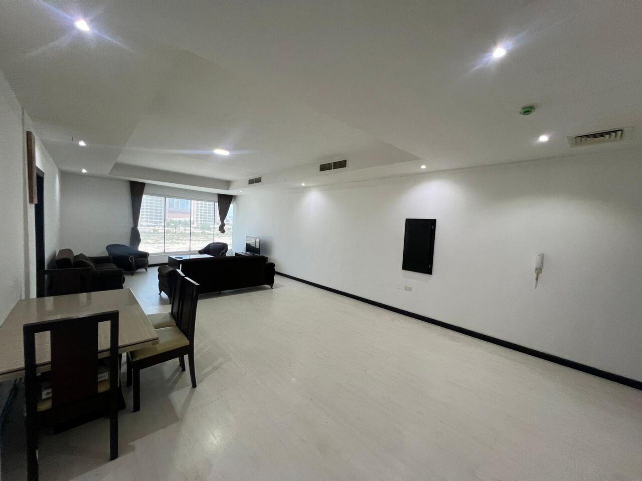 Burhama, Apartments, Flats, Houses & Villas, BHD 300/month,  Furnished,  2 BR,  Apartment For Rent In Burhama