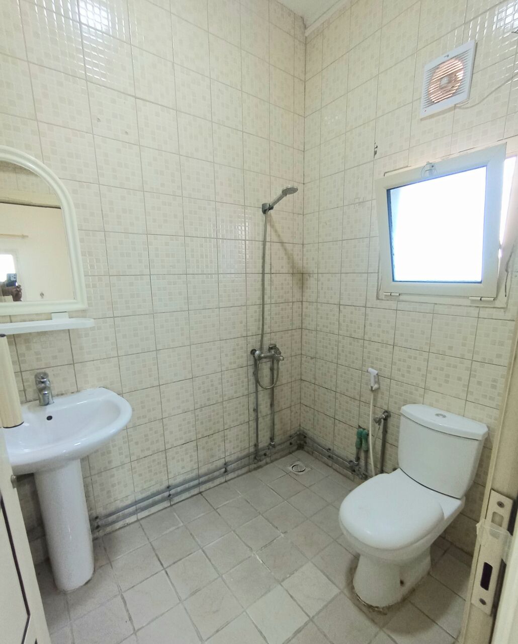 Mahooz, Apartments, Flats, Houses & Villas, BHD 190/month,  Furnished,  1 BR,  1BHK Furnished Flat For Rent In Mahooz BD190 With Ewa  Contact: 33676166