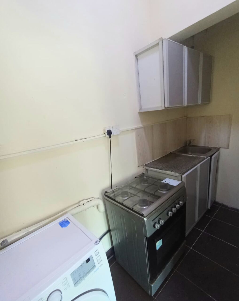 Mahooz, Apartments, Flats, Houses & Villas, BHD 190/month,  Furnished,  1 BR,  1BHK Furnished Flat For Rent In Mahooz BD190 With Ewa  Contact: 33676166