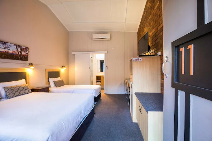 Sydney, Apartments, Flats, Houses & Villas, Stay At Downs Motel Toowoomba &ndash; Budget Rates