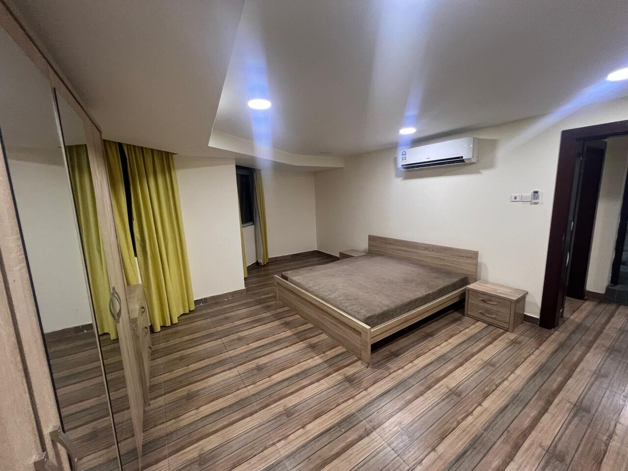 Juffair, Apartments, Flats, Houses & Villas, BHD 300/month,  Furnished,  2 BR,  Budget-Friendly  Apartment For Rent In Juffair