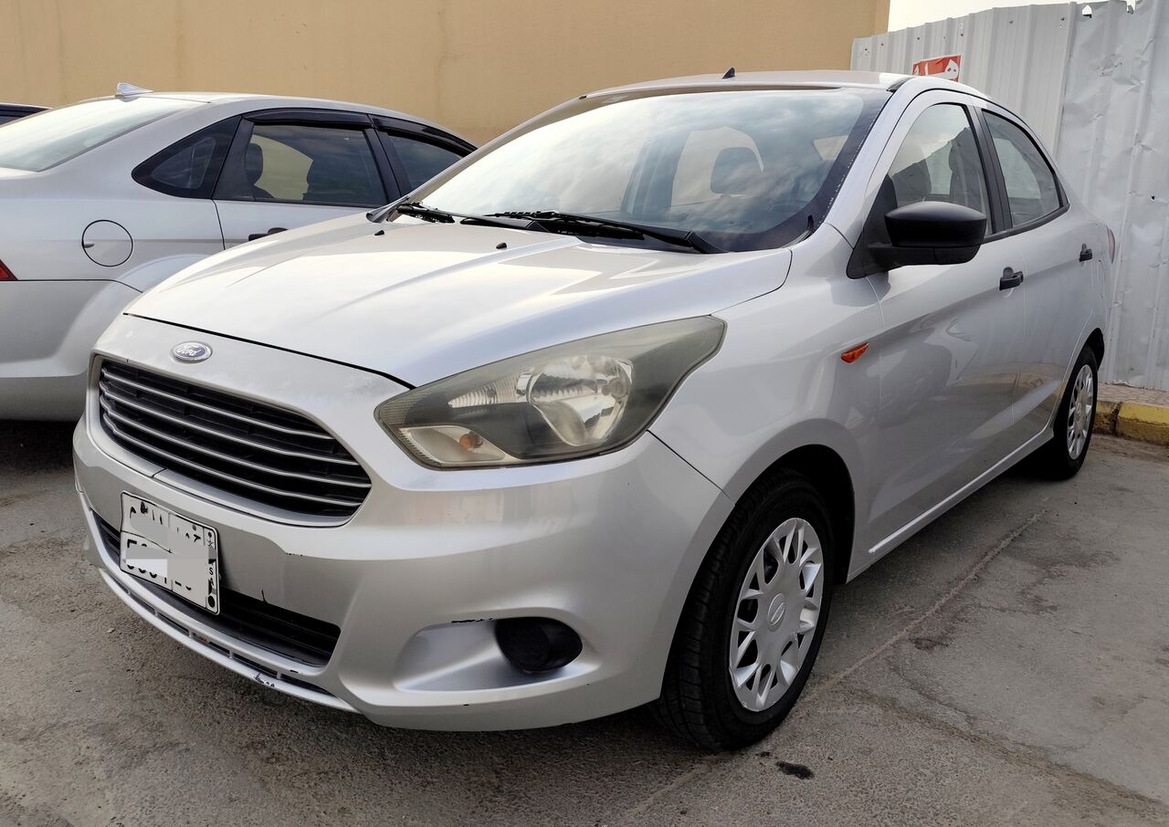 Riyadh, Vehicles, Cars & Trucks , SAR 22000,  FORD FIGO,  2016,  Automatic,  100850 KM,     (Silver) Excellent Condition