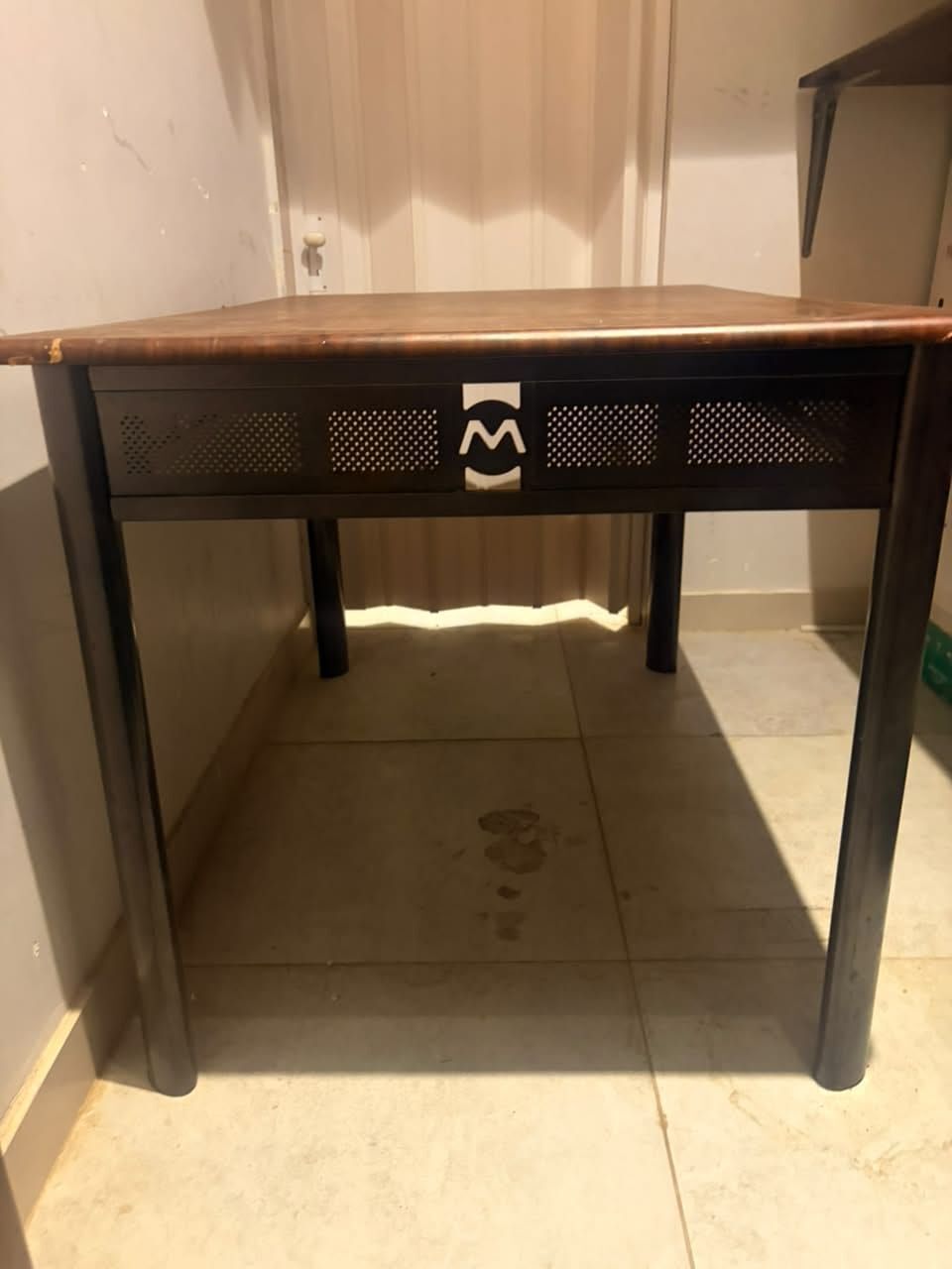 Jeddah, Furniture, SAR 50,  Table