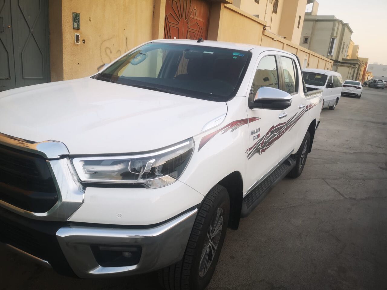Dammam, Passenger Transport, Toyota Hilux Pikup For Rent Automatic 2024 Model