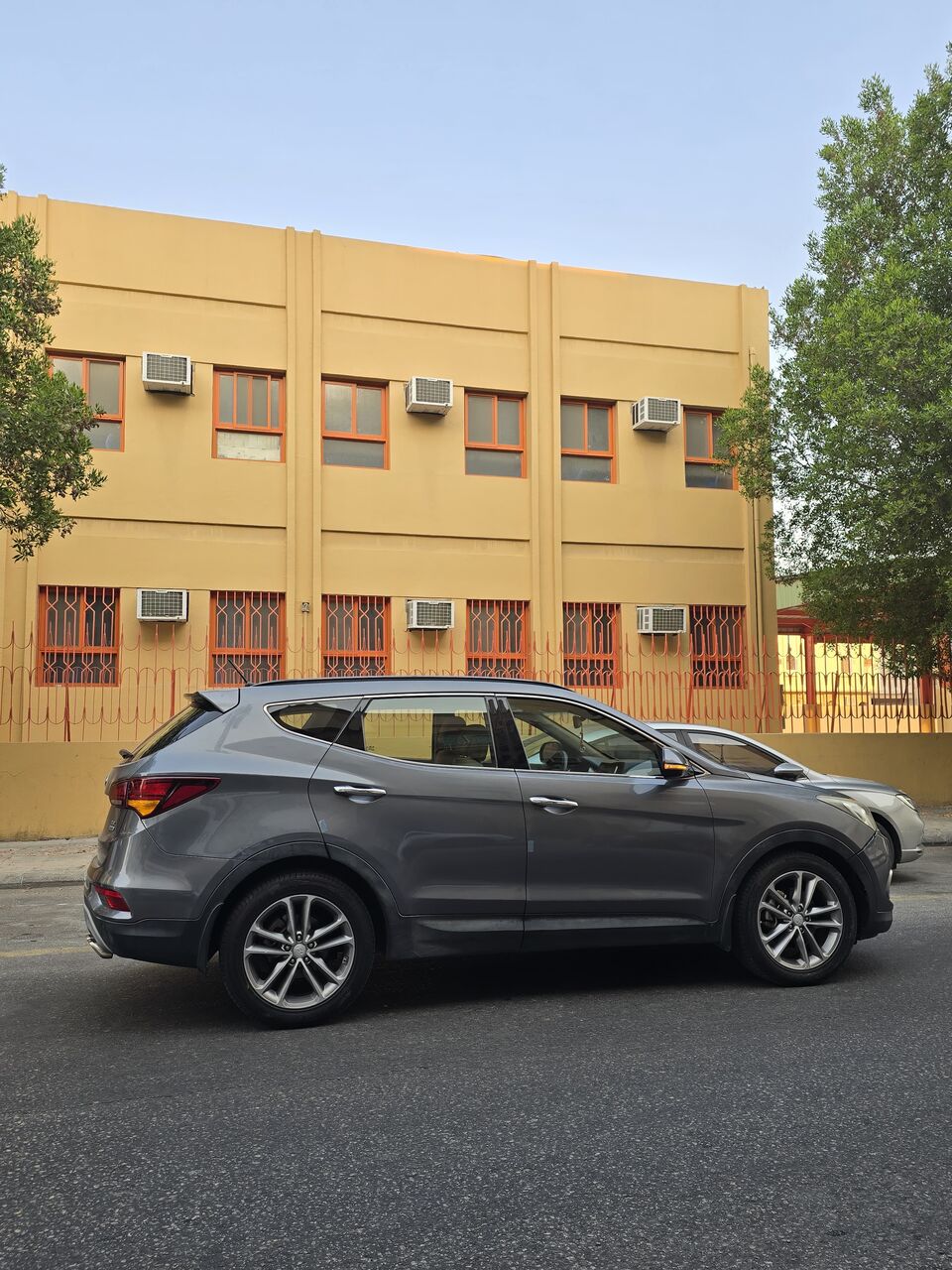 Khobar, Vehicles, Cars & Trucks , SAR 52500,  Hyundai Santa Fe Limited,  2018,  Automatic,  150000 KM,  Hyundai Santa Fe  Full Option