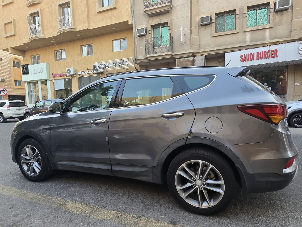 Khobar, Vehicles, Cars & Trucks , SAR 52500,  Hyundai Santa Fe Limited,  2018,  Automatic,  150000 KM,  Hyundai Santa Fe  Full Option