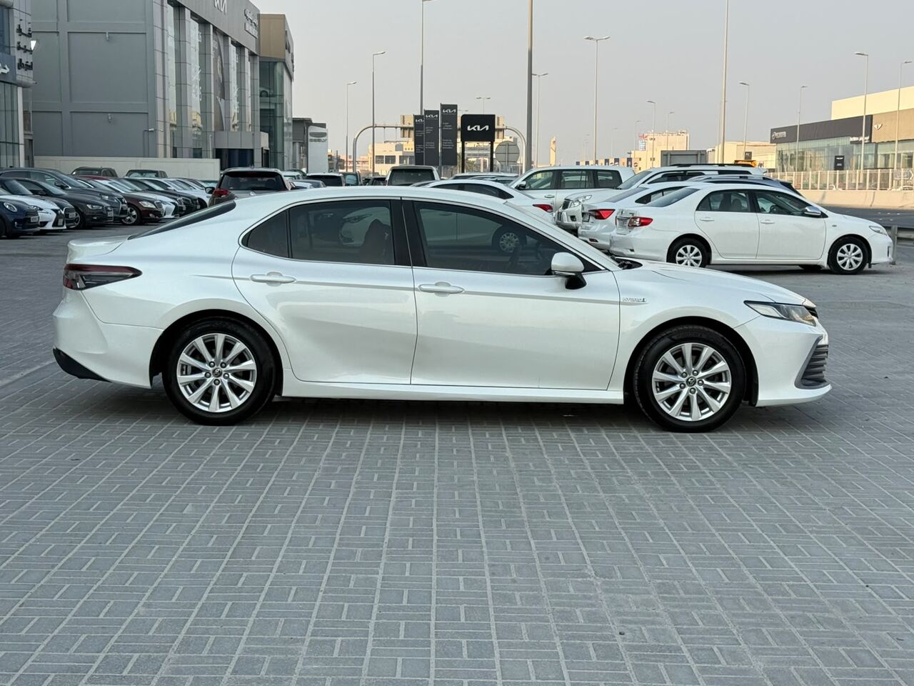 Manama, Vehicles, Cars & Trucks , BHD 5700,  Toyota Camry LE Hybrid,  2022,  Automatic,  114850 KM,    (White)