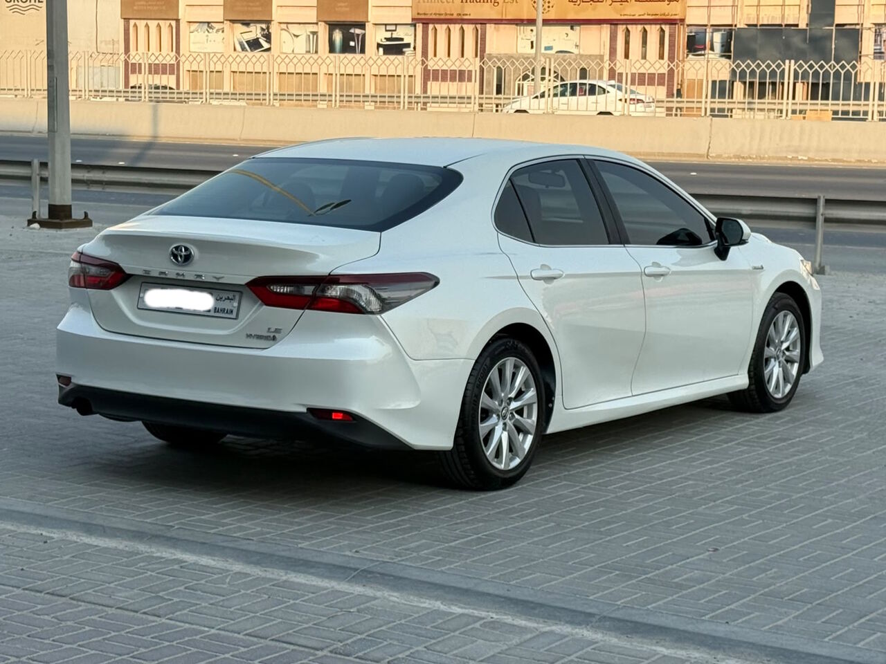 Manama, Vehicles, Cars & Trucks , BHD 5700,  Toyota Camry LE Hybrid,  2022,  Automatic,  114850 KM,    (White)