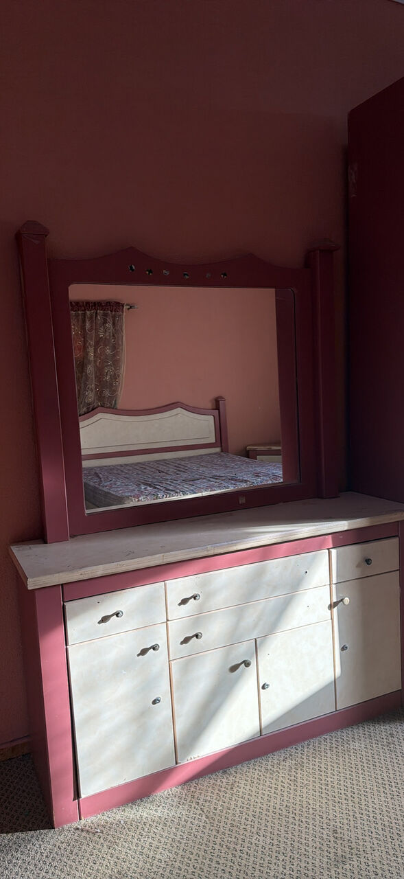 Al Aziziyah, Furniture, SAR 600,  Complete Bed Set Good Condition
