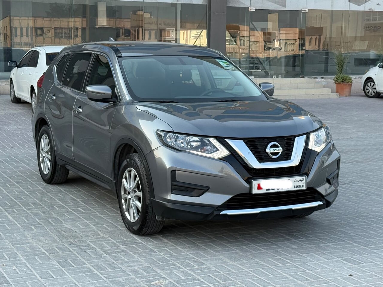 Manama, Vehicles, Cars & Trucks , BHD 5800,  Nissan X-Trail,  2022,  Automatic,  84000 KM,    (Grey)