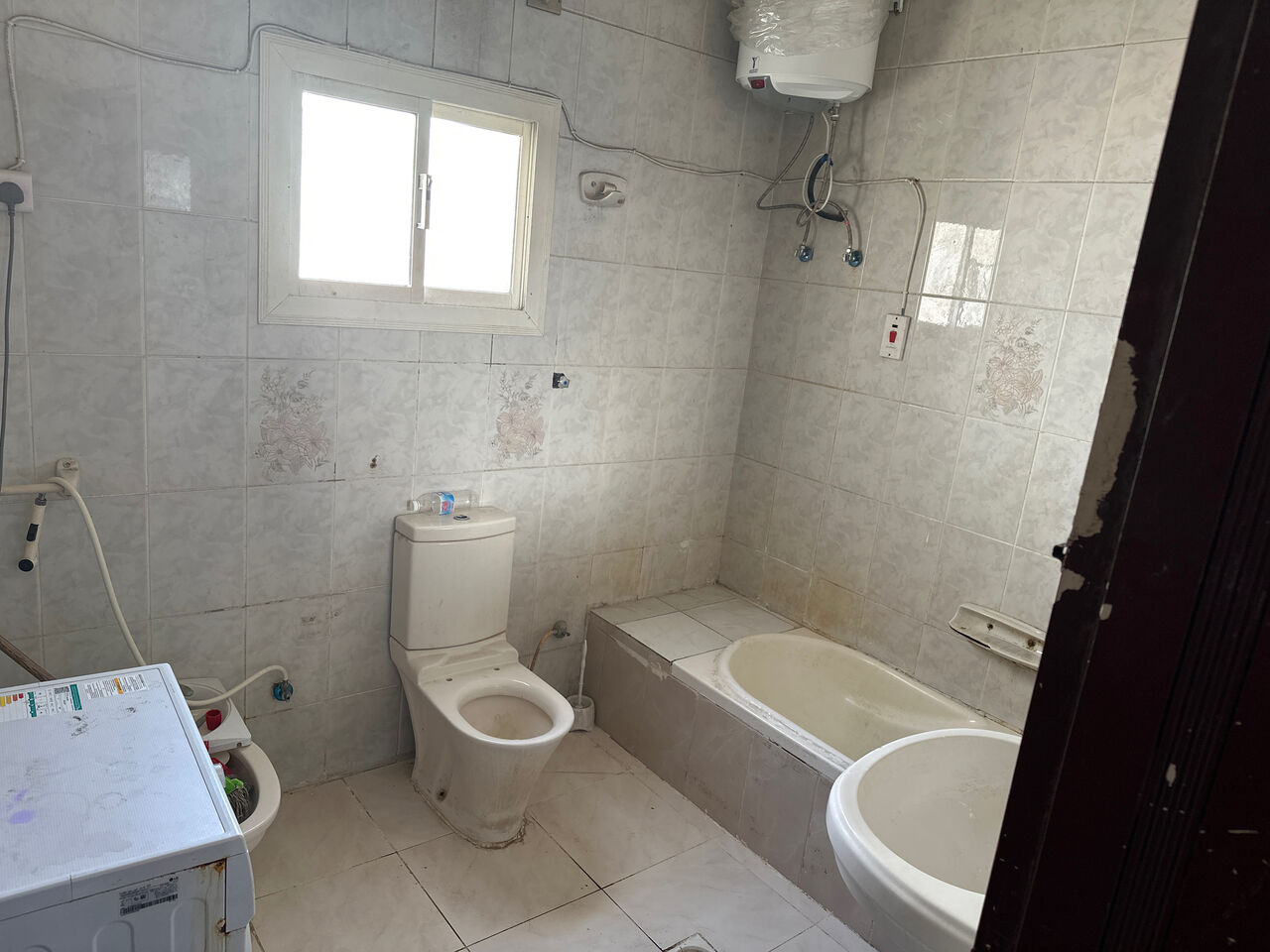 Al Rawdah, Rooms for Rent, SAR 850/month,  Furnished,  Furnished 1Seperate Bed Room , Shared Bath Room, Kitchen And Hall Available In 2BHK Flat