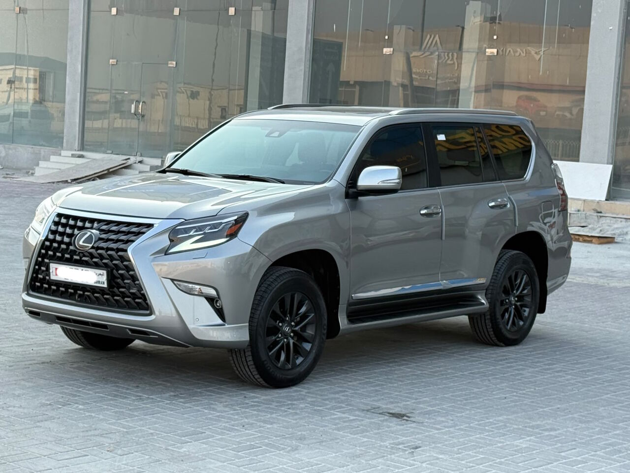 Manama, Vehicles, Cars & Trucks , BHD 18500,  Lexus GX-460,  2022,  Automatic,  118500 KM,   /  (Grey)