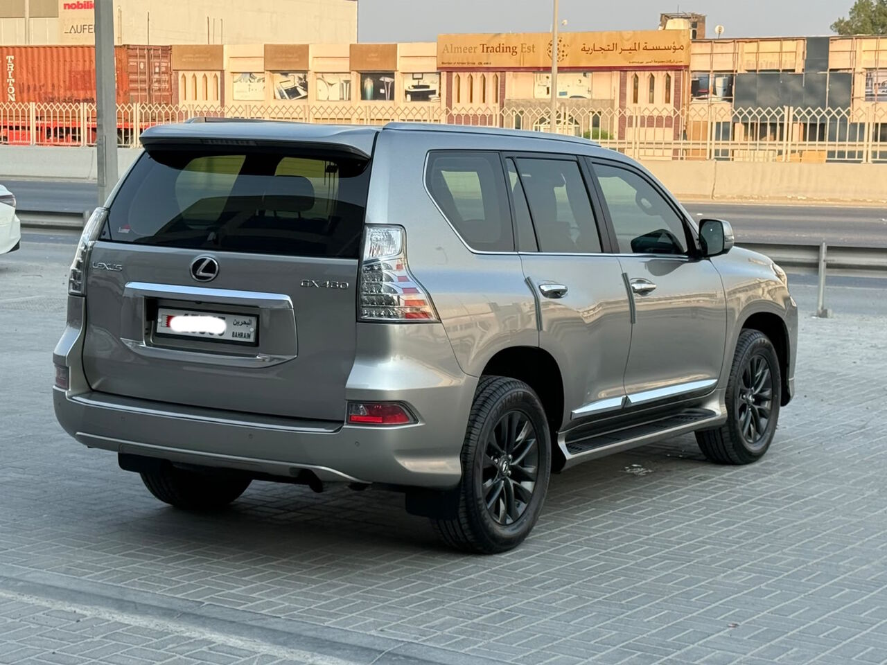 Manama, Vehicles, Cars & Trucks , BHD 18500,  Lexus GX-460,  2022,  Automatic,  118500 KM,   /  (Grey)