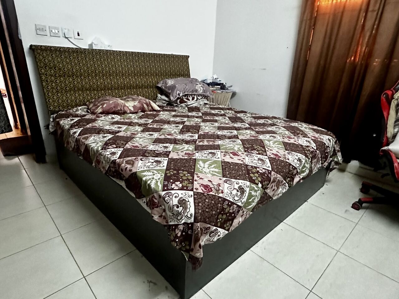 Yanbu, Household Items, SAR 1,  House Hold Appliance And Furniture For Throw Away Price