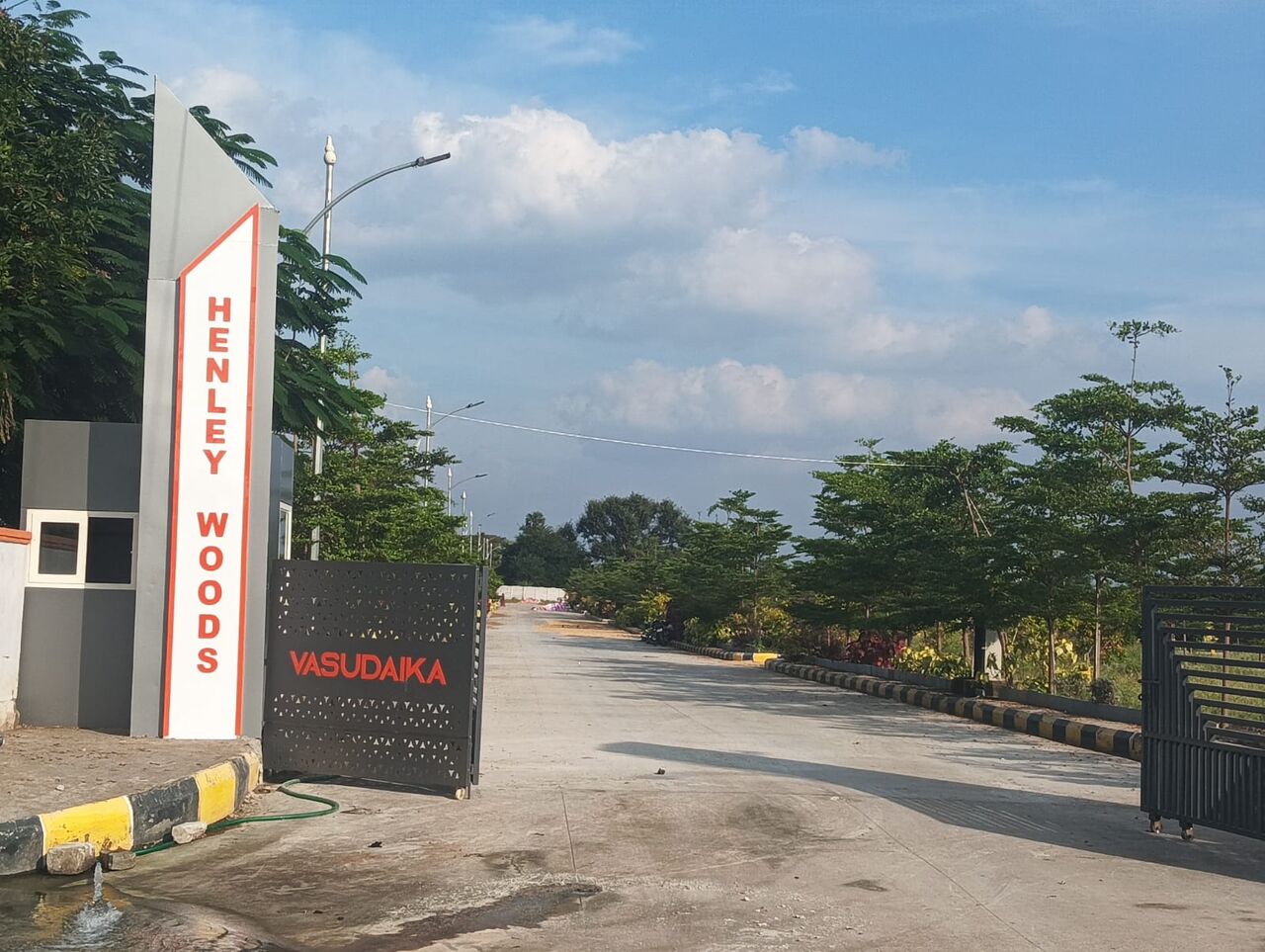 Hyderabad, Residential Plots, INR 28999,  285 Sq. Yard,  *Premium Gated Plots In Gollur - Vasudaika Henley Woods, 6305534817*