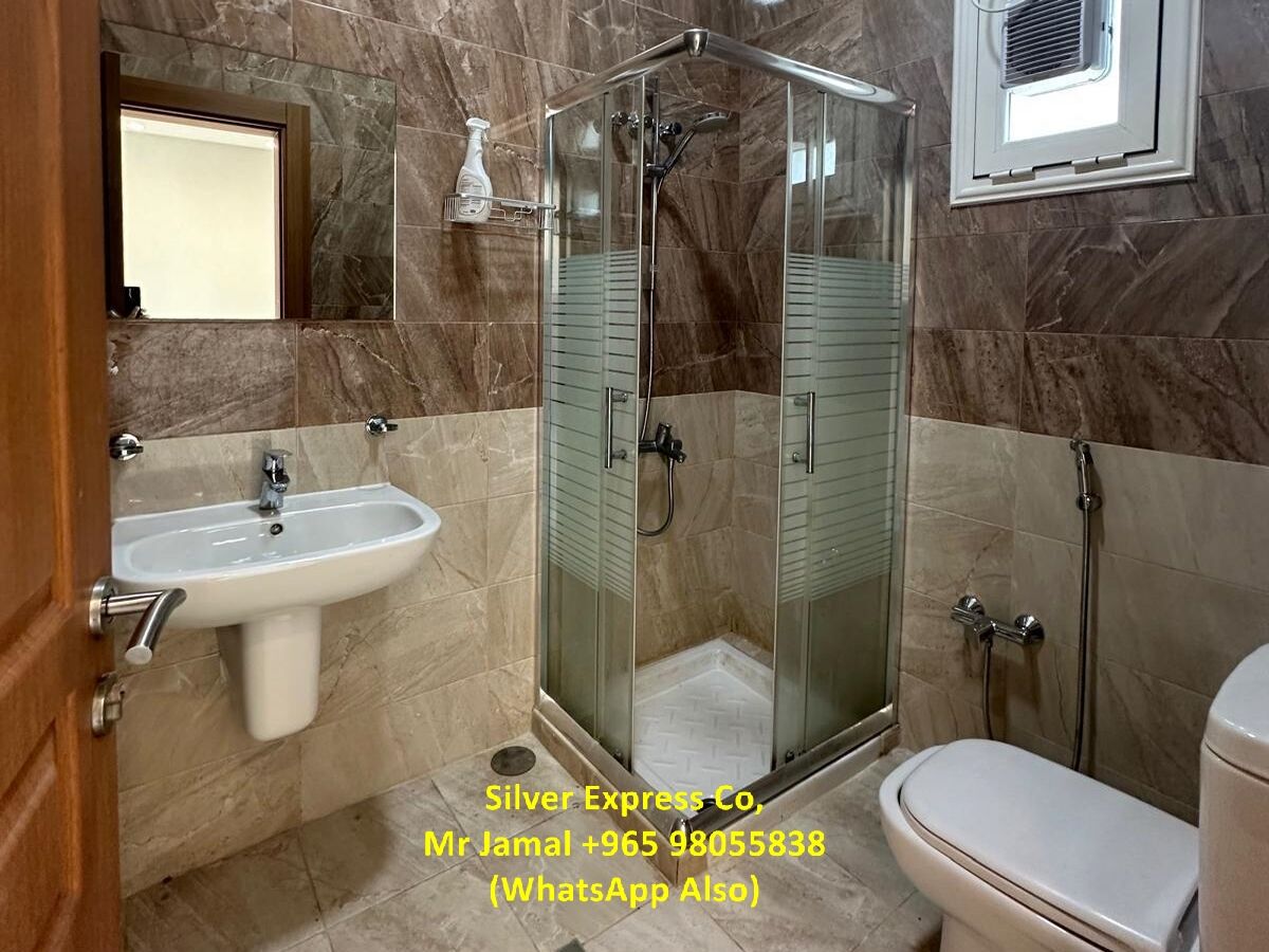 Funaitees, Apartments, Flats, Houses & Villas, KWD 850/month,  500 Sq. Meter,  5 Master Bedroom Villa Floor For Rent In Finatees.