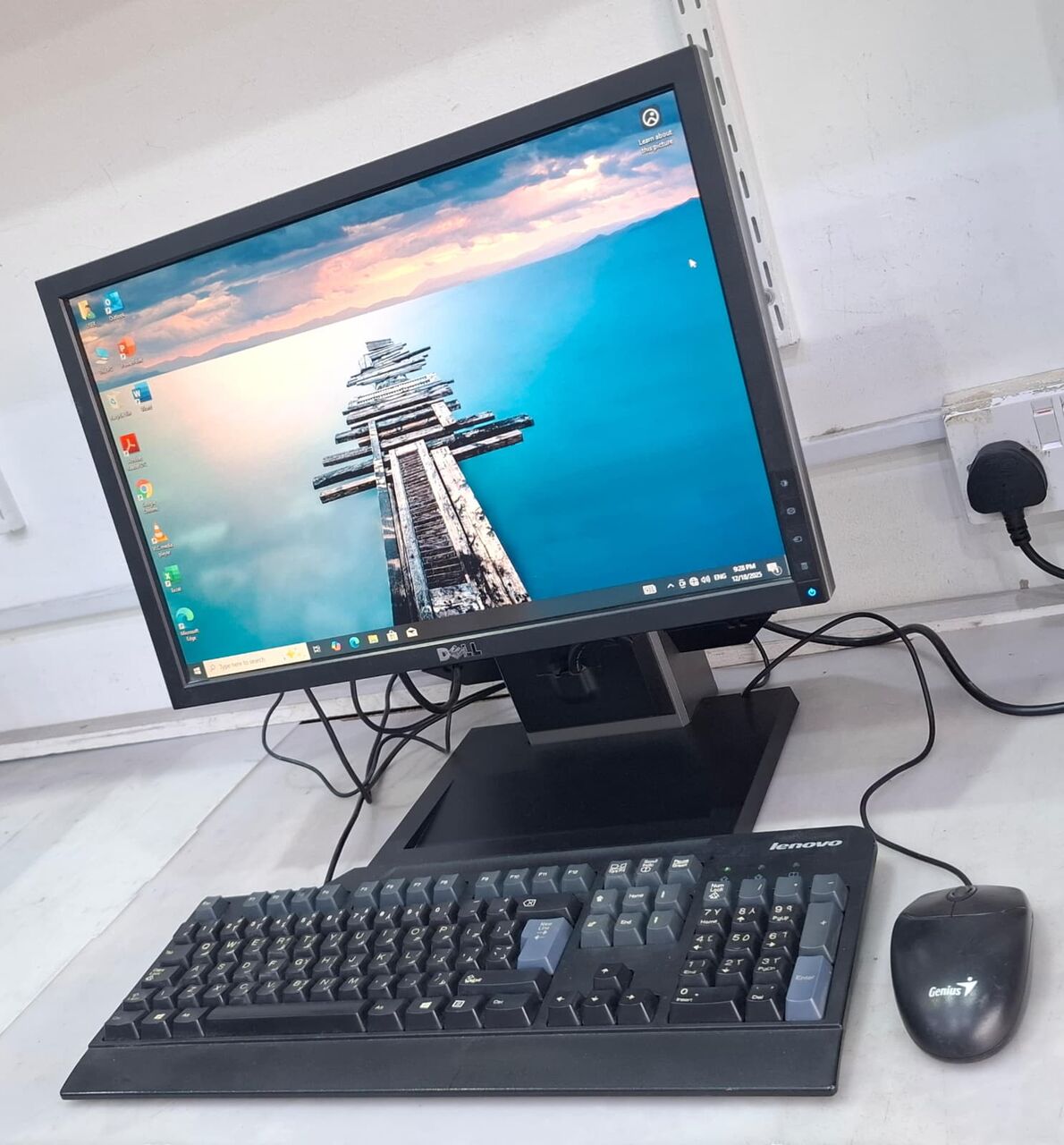 Muharraq, Electronics, BHD 58,  DELL Core I7 All In One Computer 20" Wide Monitor 8GB RAM 256GB SSD (Free WiFi & Speaker)