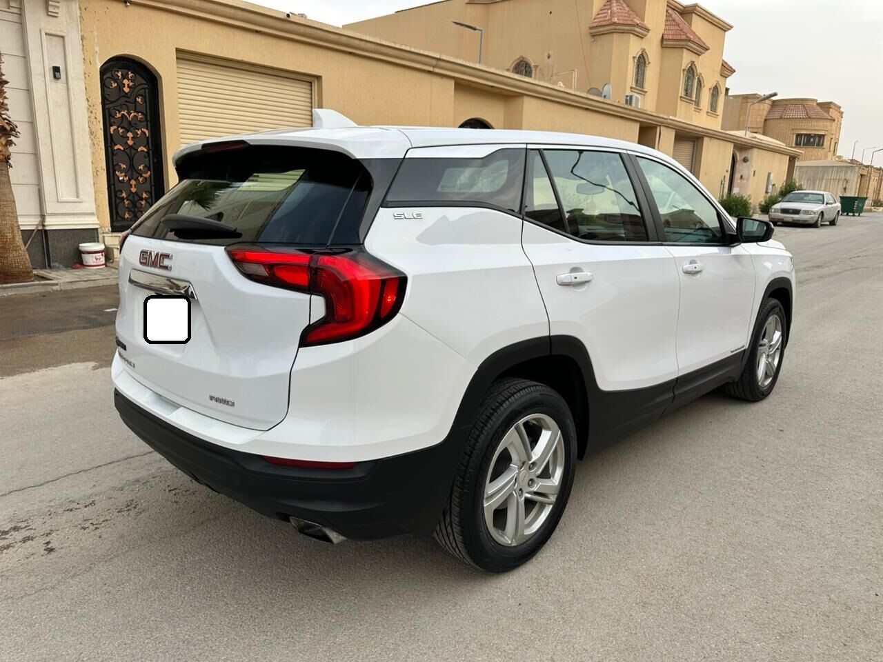 Riyadh, Vehicles, Cars & Trucks , SAR 69000,  Gmc Terrain SLE,  2022,  Automatic,  68000 KM,    AWD With Mid Options For Sales 1st Owner No Accident History