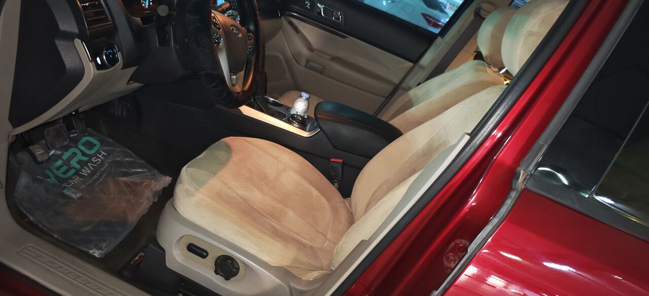 Riyadh, Vehicles, Cars & Trucks , SAR 35000,  Ford Explorer,  2014,  Automatic,  215 KM,
