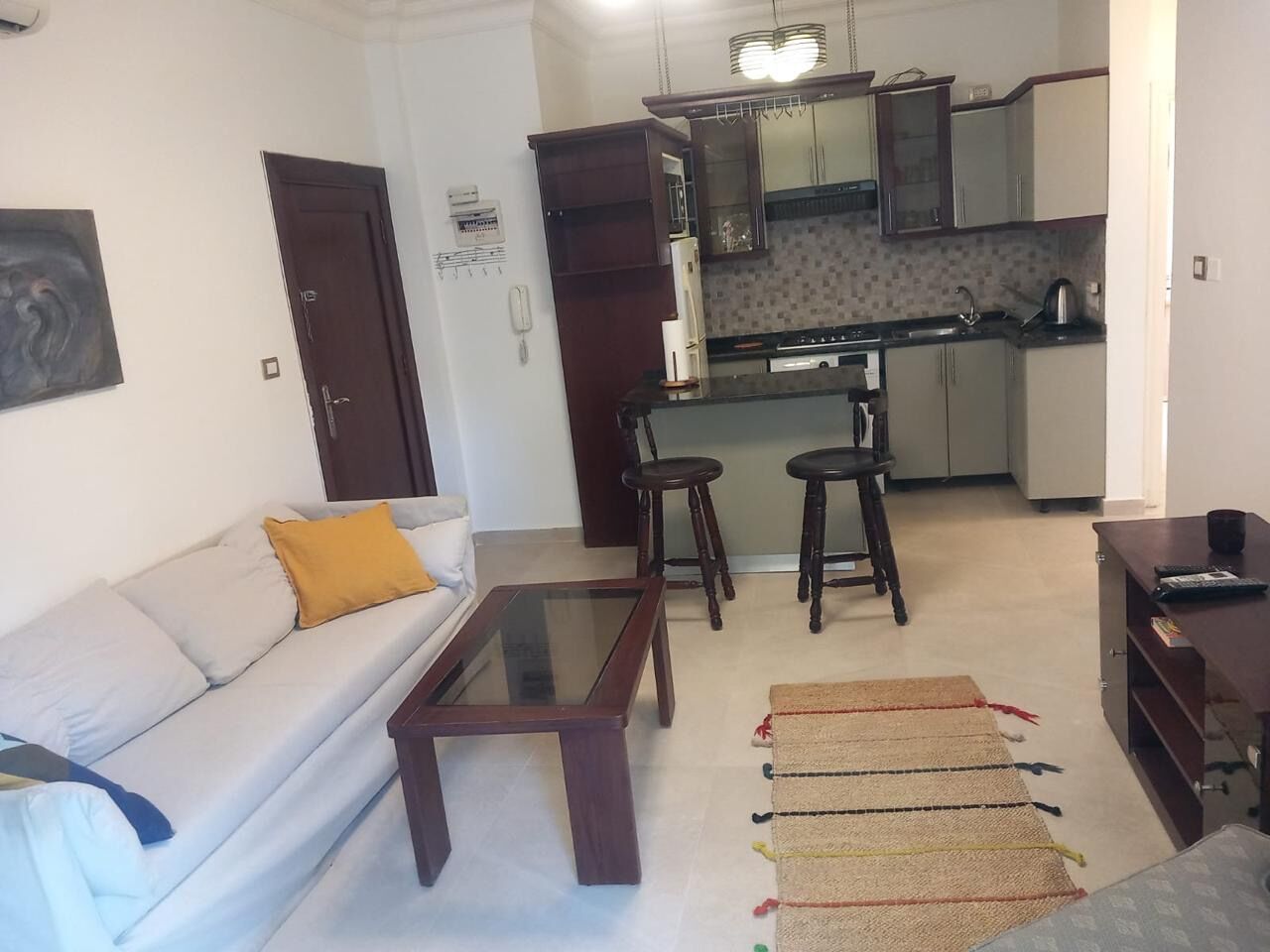 Abdoun, Apartments, Flats, Houses & Villas, JOD 500/month,  Furnished,  2 BR,  Bright And Cozy Two-bedroom Apartment In Abdoun
