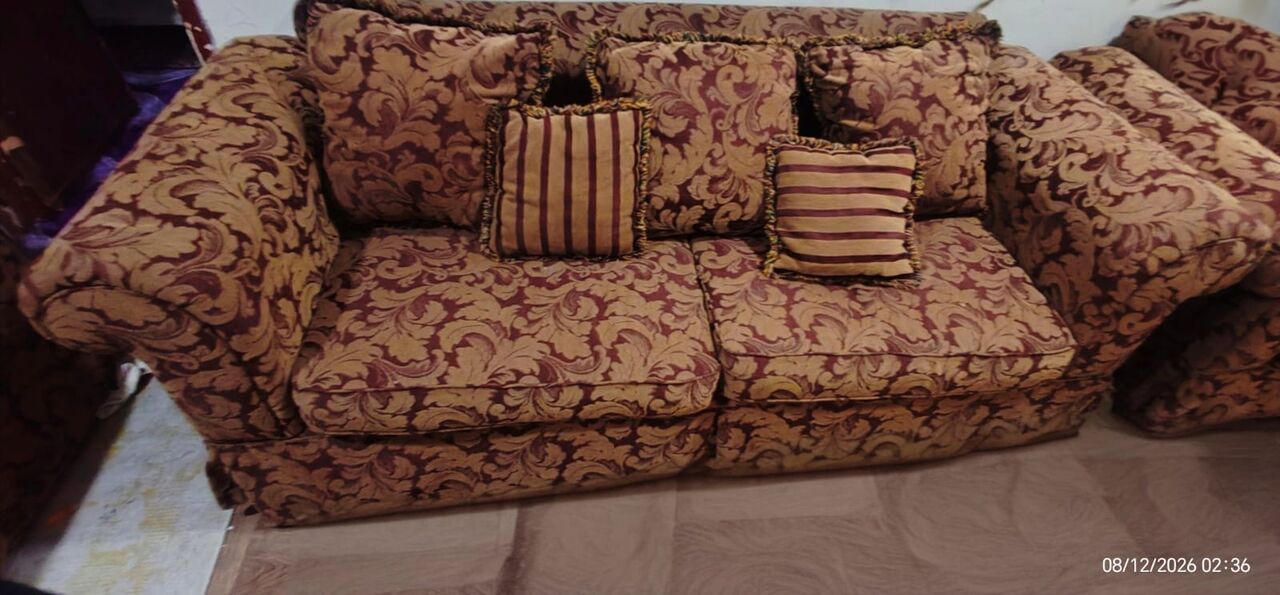 Al Khobar Al Shamalia, Furniture, SAR 250,  5 Seater Sofa For Sale
