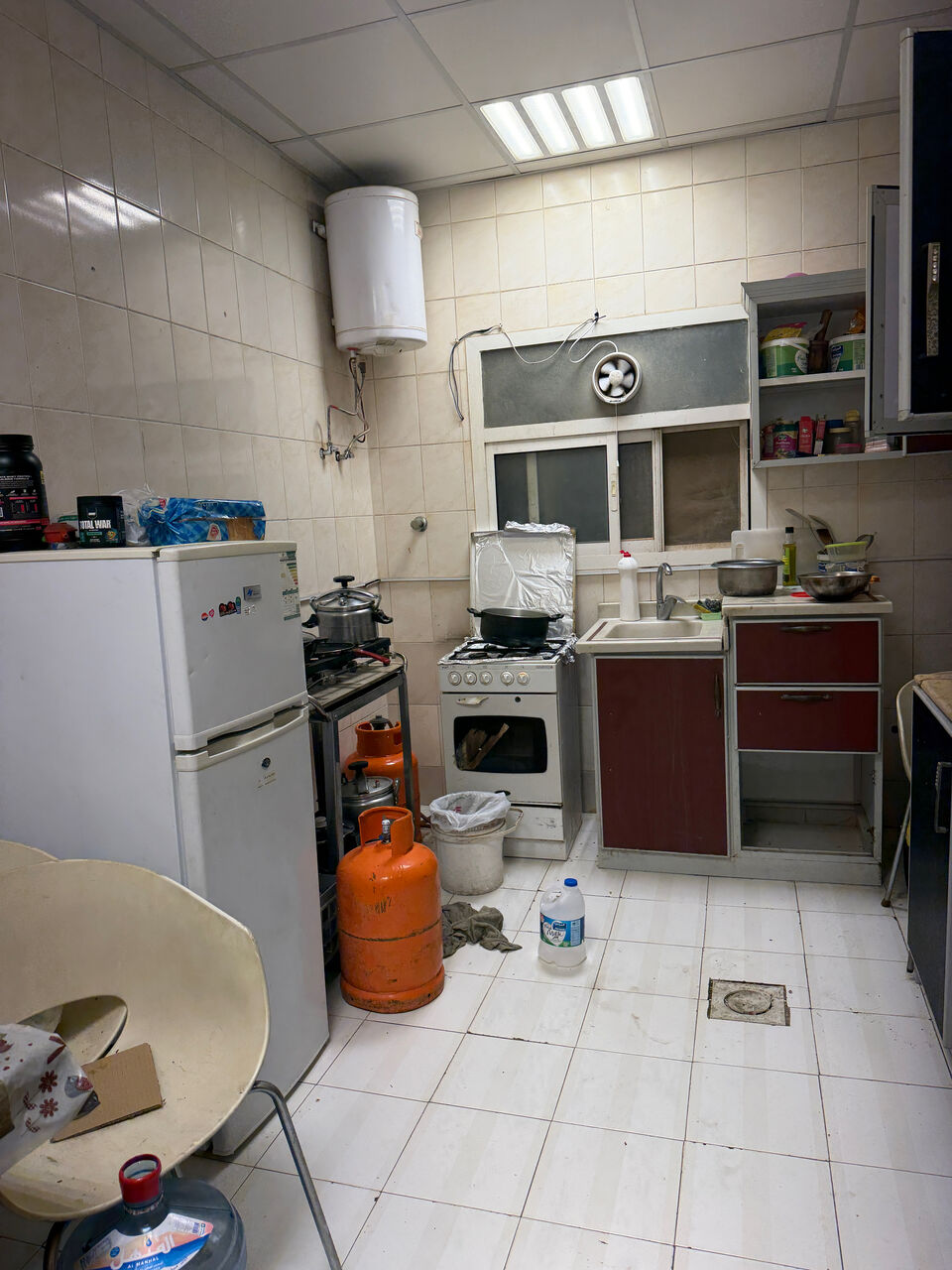 Riyadh, Rooms for Rent, SAR 600/month,  Furnished,  LOOKING FOR ROOM MATE - INDIAN OR PAKISTANI ONLY IN PROFESSIONAL JOB