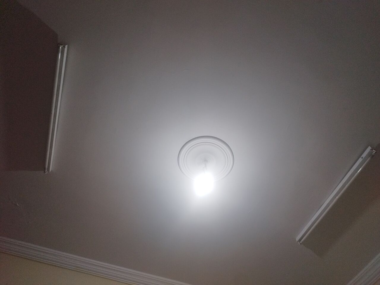 Al Bawadi, Roommates, ROOM FOR RENT
