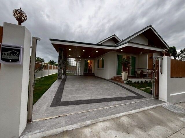 Bangkok, Real Estate For Sale, THB 5350000,  3 BR,  81 Sq. Feet,  Single-storey Detached House For Sale, Baan Padyen Village, Hua Hin.